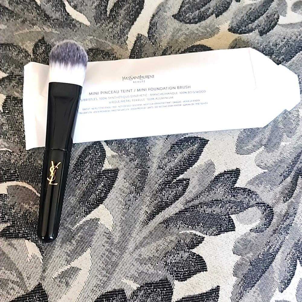 YSL foundation brush